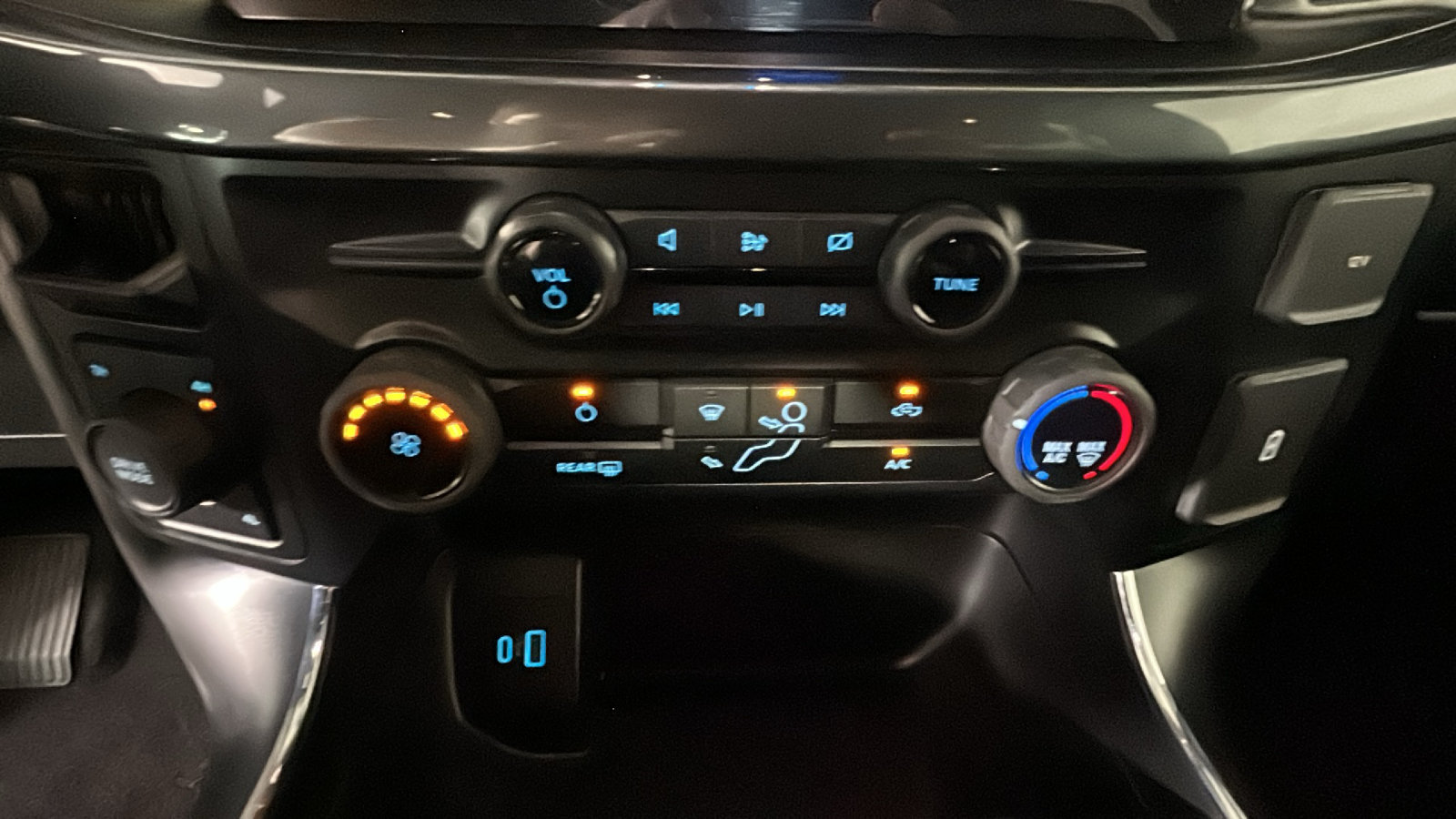 Used 2024 Ford F150 STX AWD/4WD image 25