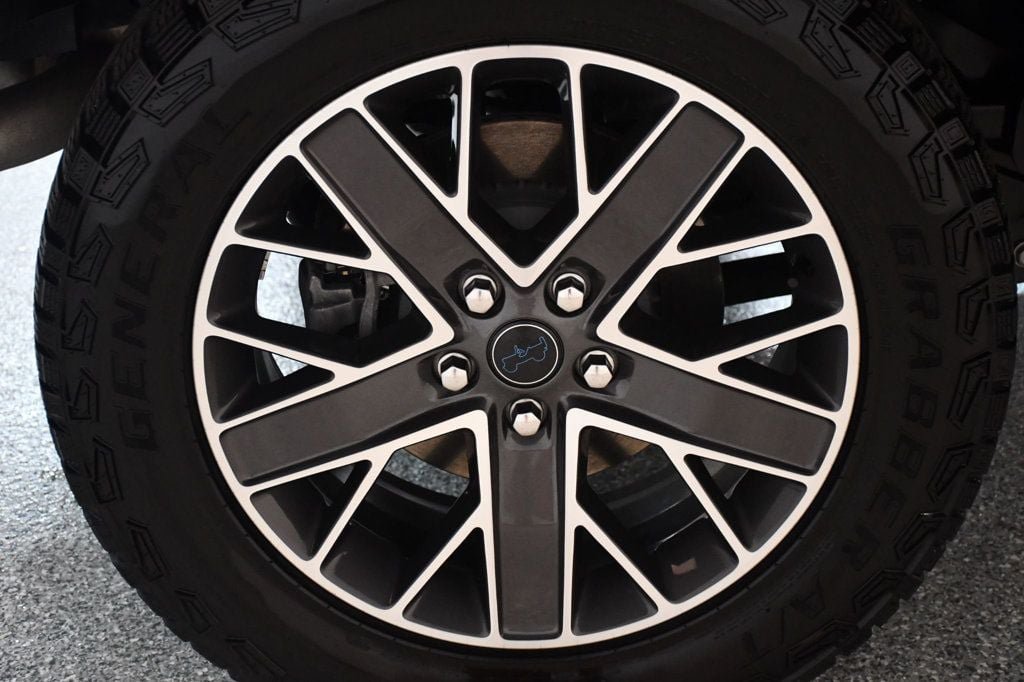 Used 2024 Jeep Wrangler High Altitude AWD/4WD image 21