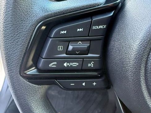 Used 2024 Subaru Crosstrek 2.0i image 19