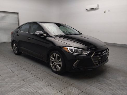 Used 2018 Hyundai Elantra Limited FWD image 13