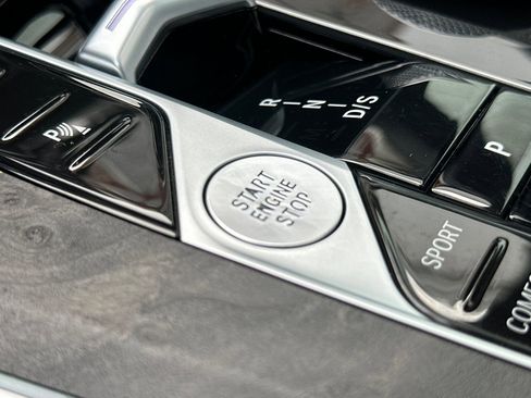 Used 2024 BMW X5 xDrive40i image 23