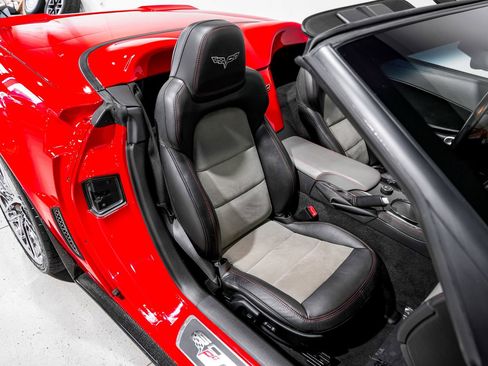 Used 2013 Chevrolet Corvette 427 w/ 1SC Preferred Equipment Group RWD image 24
