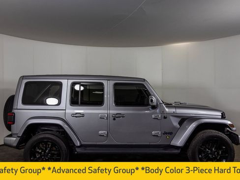 Used 2021 Jeep Wrangler Unlimited Sahara AWD/4WD image 17