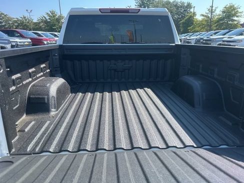 New 2026 Chevrolet Silverado 1500 RST w/ LPO, Dark Essentials Package AWD/4WD image 31