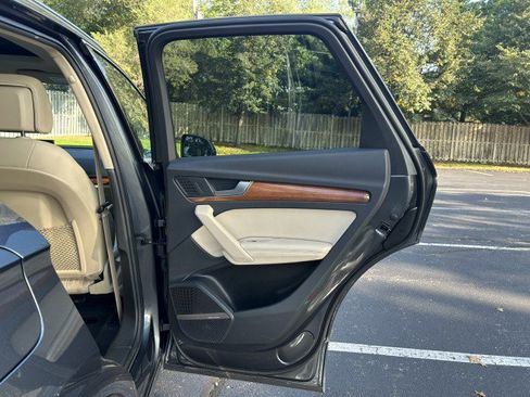 Certified 2022 Audi Q5 2.0T Premium Plus image 27