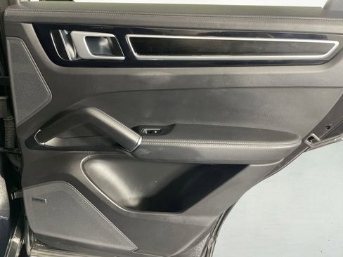 Used 2021 Porsche Cayenne GTS image 30