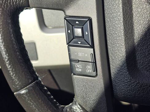 Used 2012 Ford F150 Lariat w/ Lariat Chrome Pkg image 23