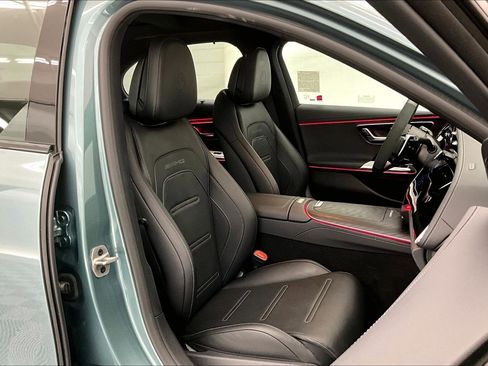 Used 2026 Mercedes-Benz E 53 AMG e 4MATIC Sedan image 6