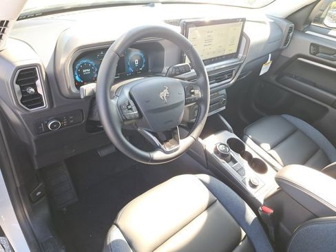 New 2025 Ford Bronco Sport Outer Banks image 18