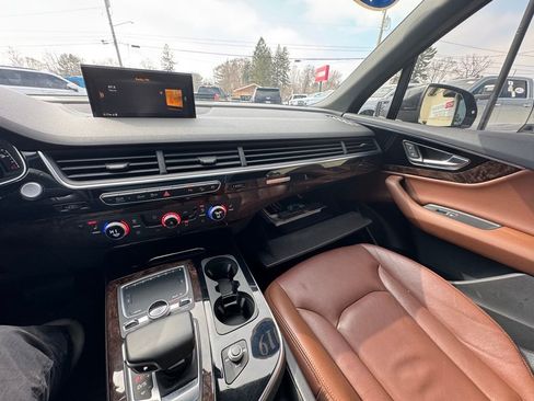 Used 2019 Audi Q7 3.0T Premium w/ Cold Weather Package image 29