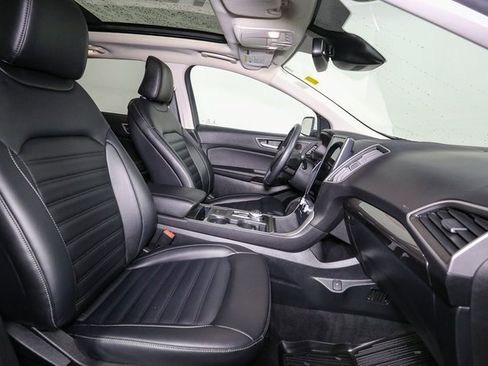 Used 2023 Ford Edge SEL w/ Convenience Package image 17