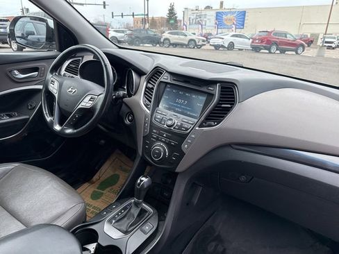 Used 2015 Hyundai Santa Fe Limited w/ Option Group 04 image 34