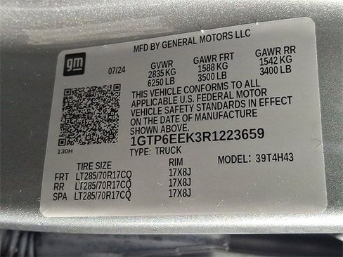 Used 2024 GMC Canyon AT4X image 28