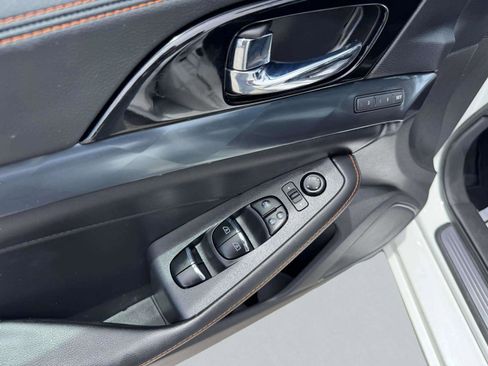 Used 2023 Nissan Maxima SR w/ Sport Mat Group FWD image 19