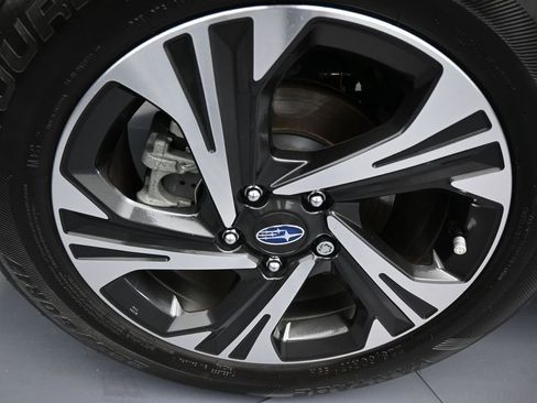 Used 2025 Subaru Crosstrek 2.0i Premium AWD/4WD image 43