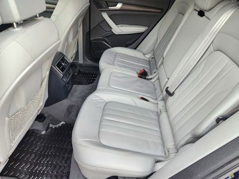 Used 2018 Audi Q5 Prestige w/ Prestige Package image 31