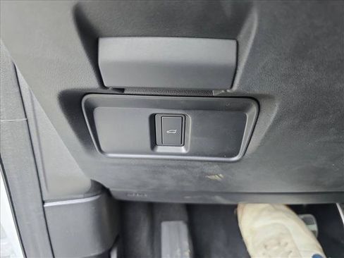 New 2026 Land Rover Discovery Sport Landmark AWD/4WD image 26