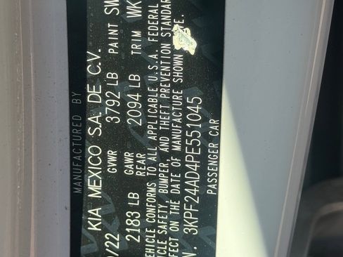 Used 2023 Kia Forte LXS w/ LXS Technology Package image 8