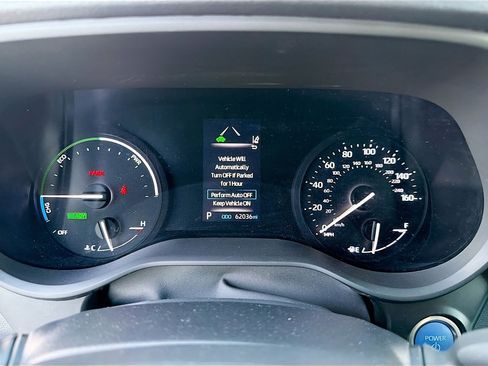 Used 2024 Toyota Sienna XLE Woodland Edition image 40