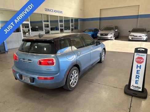 Used 2016 MINI Cooper Clubman FWD image 3