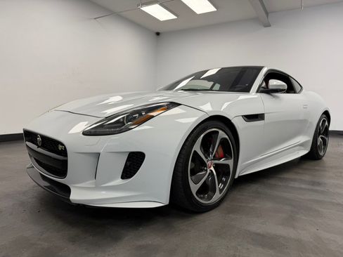Used 2017 Jaguar F-TYPE R AWD/4WD image 5