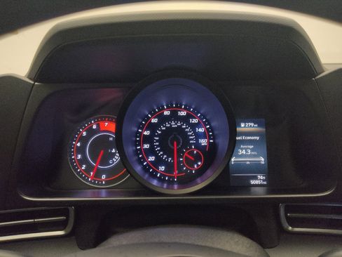Used 2023 Hyundai Elantra SEL FWD image 23