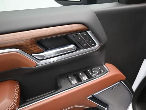 New 2026 GMC Sierra 3500 Denali Ultimate image 11