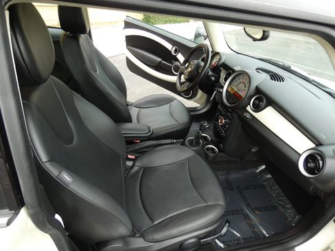 Used 2013 MINI Cooper Hardtop image 21