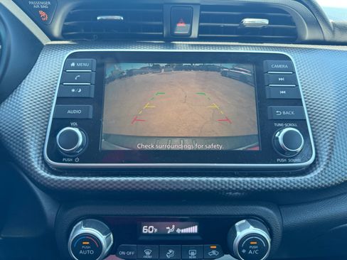 Used 2019 Nissan Kicks SV w/ Exterior Package FWD image 21