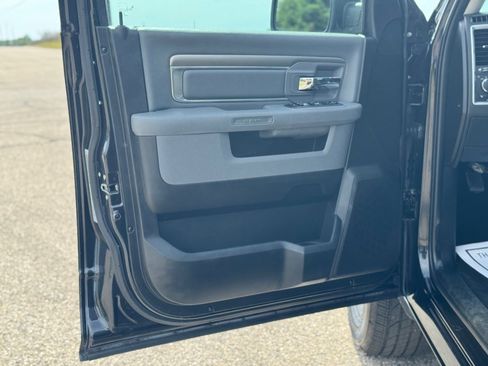 Used 2018 RAM 1500 Big Horn AWD/4WD image 18