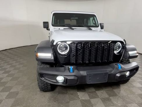 Used 2023 Jeep Wrangler Unlimited w/ Cold Weather Group AWD/4WD image 11