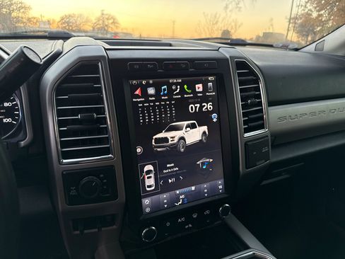 Used 2017 Ford F250 Lariat w/ Lariat Value Package image 13