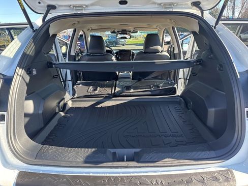 Certified 2025 Subaru Crosstrek 2.5i Limited w/ Crosstrek Mirror Package image 17