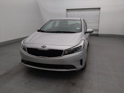 Used 2018 Kia Forte LX image 15