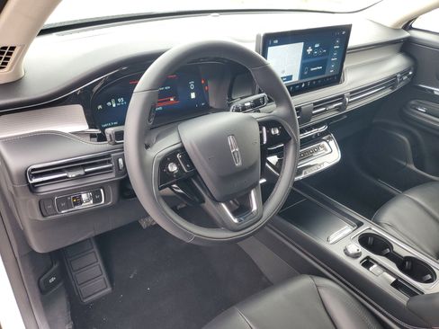 Certified 2024 Lincoln Corsair AWD w/ Equipment Group 101A image 13