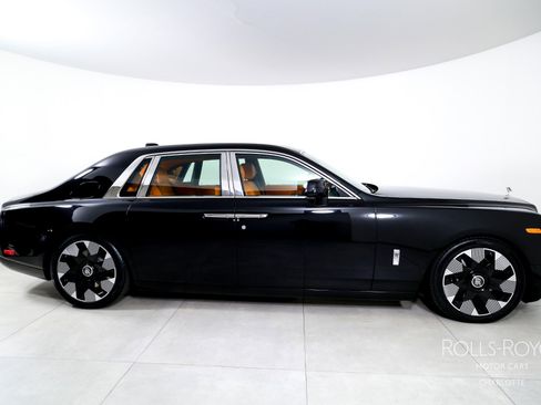 New 2026 Rolls-Royce Phantom Sedan image 10