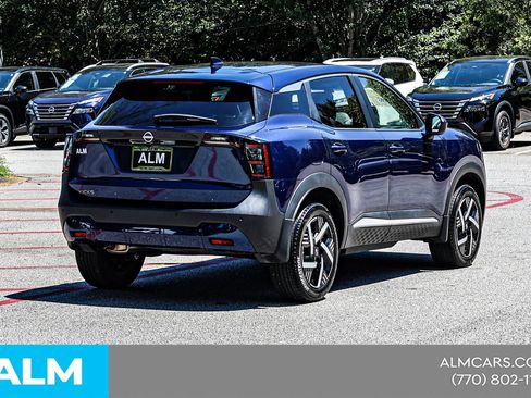Used 2025 Nissan Kicks SV FWD image 6