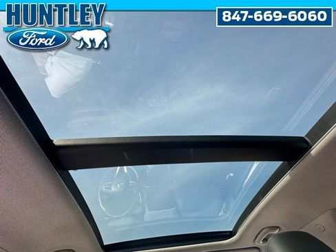 Used 2023 Hyundai Santa Fe Limited AWD/4WD image 14