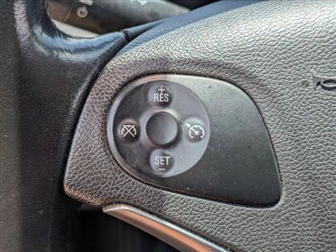 Used 2017 Chevrolet Impala LT FWD image 8