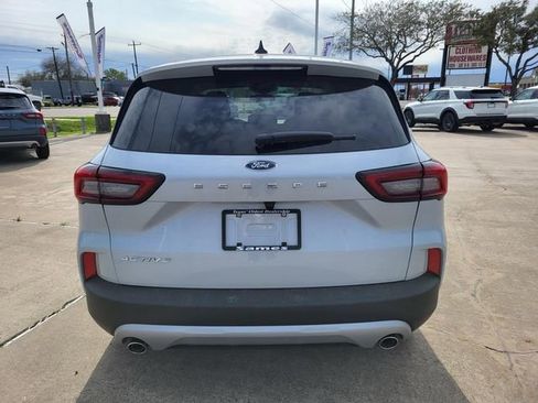 New 2026 Ford Escape Active image 8