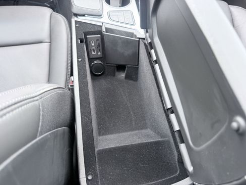 Used 2025 Cadillac CT4 Premium Luxury image 59