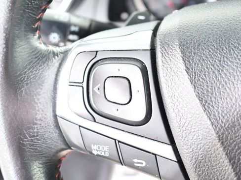 Used 2015 Toyota Camry SE FWD image 30