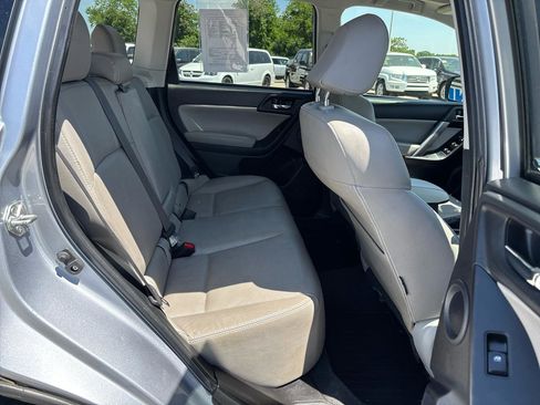 Used 2016 Subaru Forester 2.5i Touring w/ Eyesight & Navigation System image 25