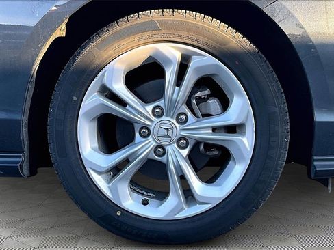 Used 2023 Honda Accord LX image 9