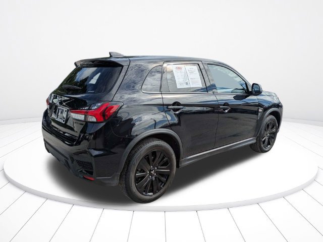 Used 2026 Mitsubishi Outlander Sport LE AWD/4WD image 4