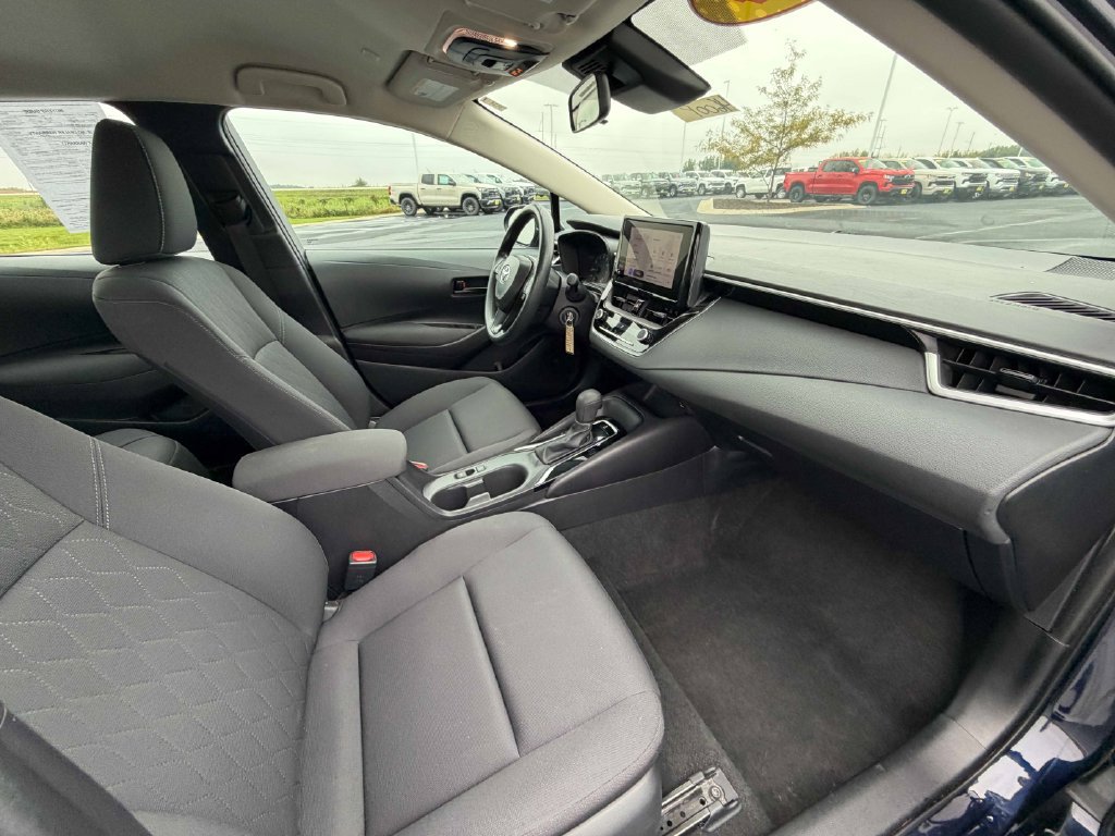Used 2024 Toyota Corolla LE FWD image 24