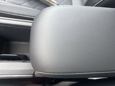 New 2026 Volkswagen Tiguan SE AWD/4WD image 36