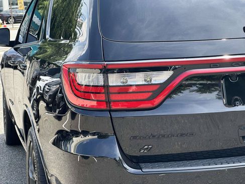 Used 2022 Dodge Durango R/T w/ Blacktop Package AWD/4WD image 12