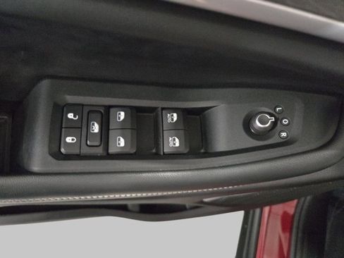 Used 2022 Jeep Grand Cherokee L Limited image 32