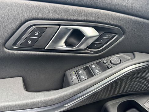 Used 2025 BMW 330i xDrive Sedan image 19